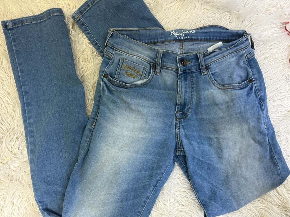 Pepe Jeans London Size 30 Light Wash Slim Fit Jeans